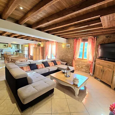 Casa di campagna Grande Maison Proche De Sarlat, Idéale Pour Familles, 6 - Fr-1-616-208